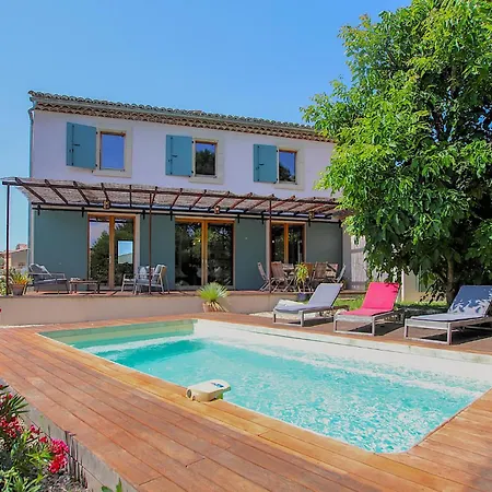 Bastide Neo Provencale Holiday home *